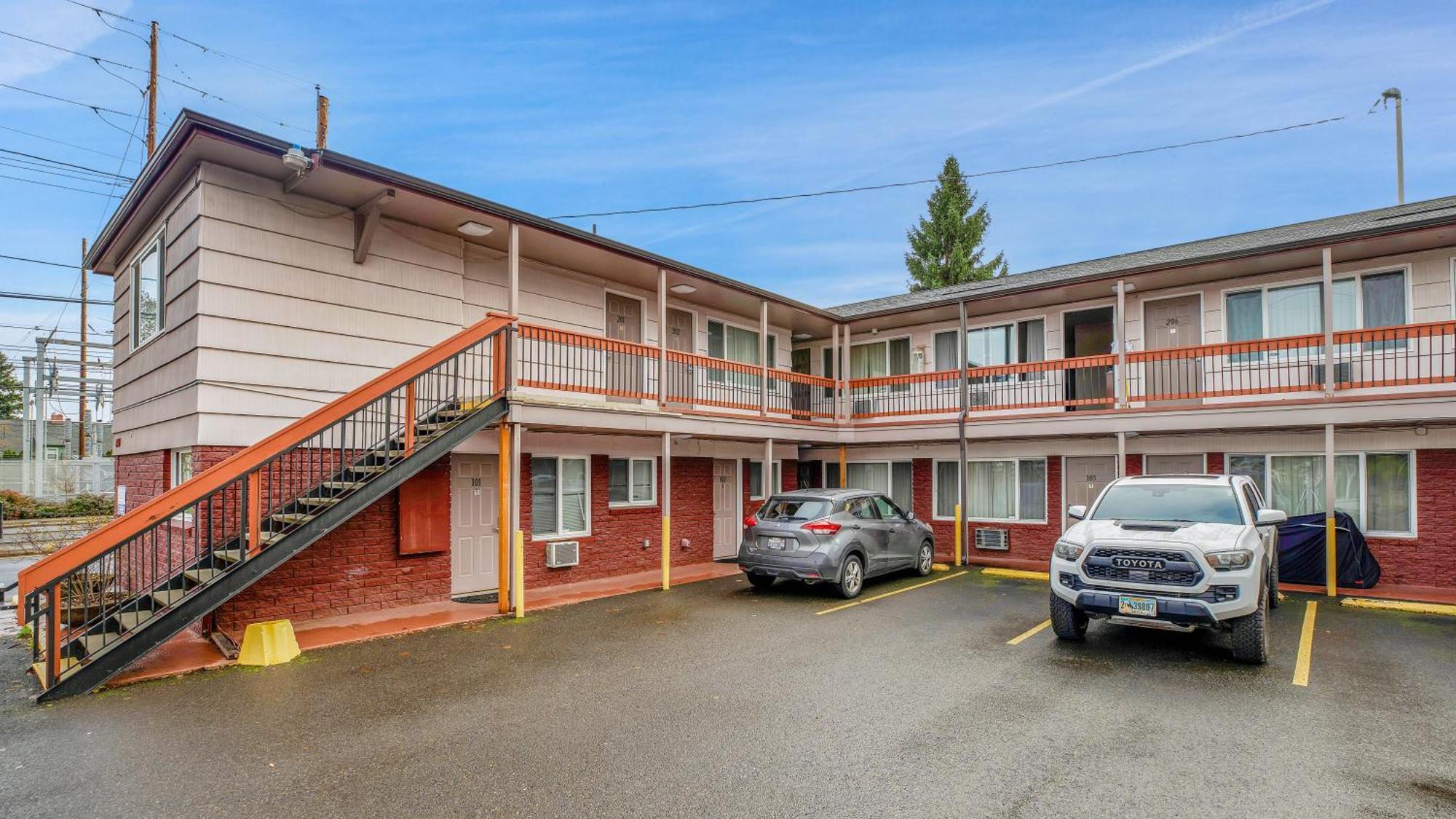Viking Motel 3*